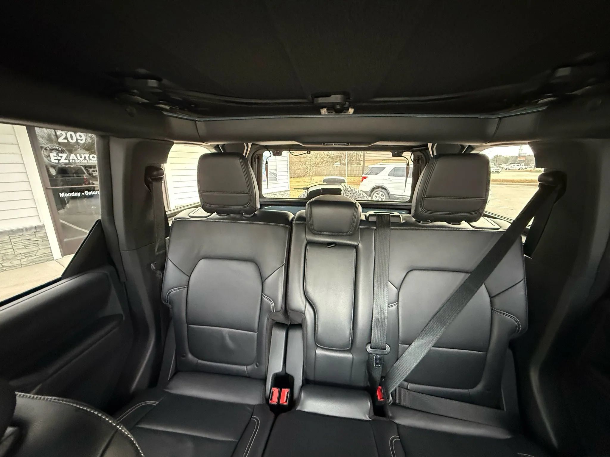 Used 2021 Ford Bronco First Edition AWD/4WD image 25