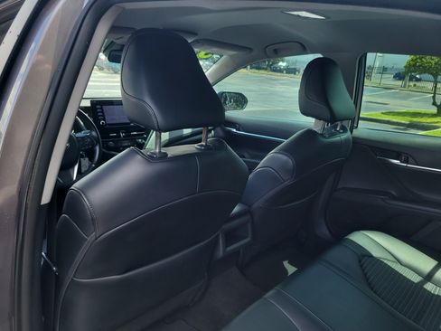 Certified 2023 Toyota Camry SE FWD image 12