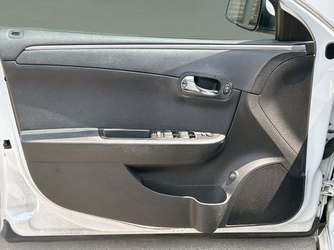 Used 2012 Chevrolet Malibu LT FWD image 20