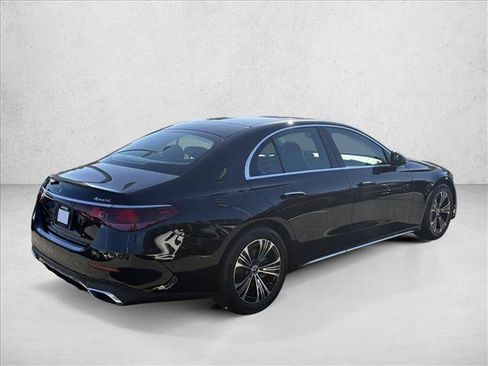 New 2026 Mercedes-Benz E 350 4MATIC Sedan image 5
