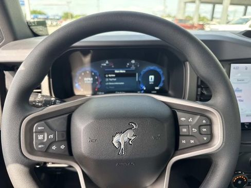 New 2026 Ford Bronco 2-Door AWD/4WD image 25