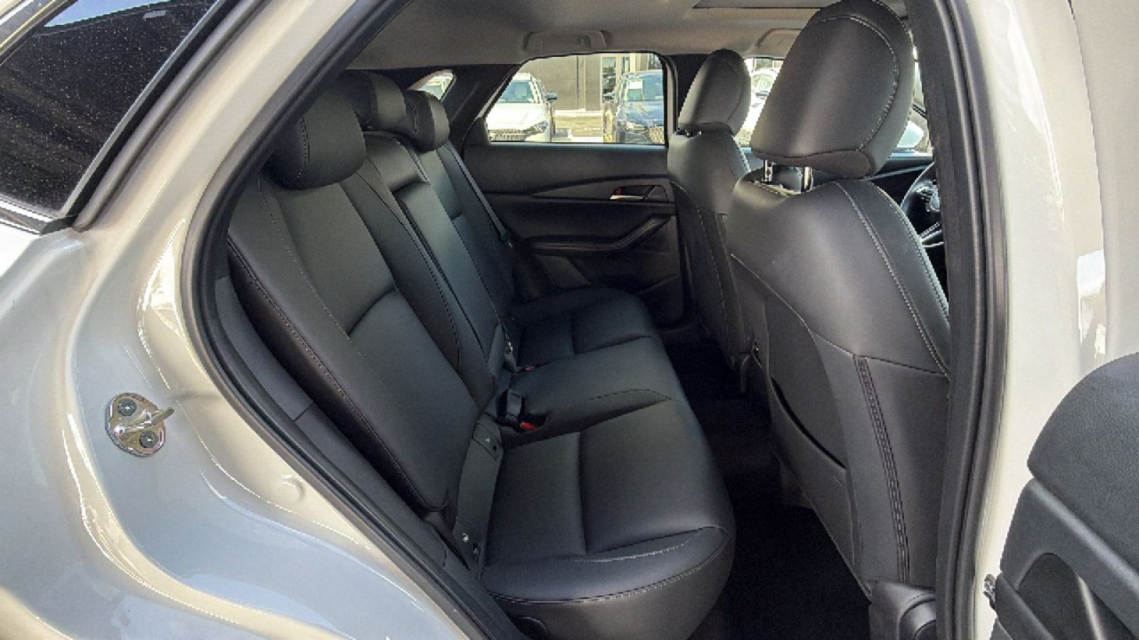 Certified 2025 MAZDA CX-30 AWD 2.5 S w/ Preferred Package image 28