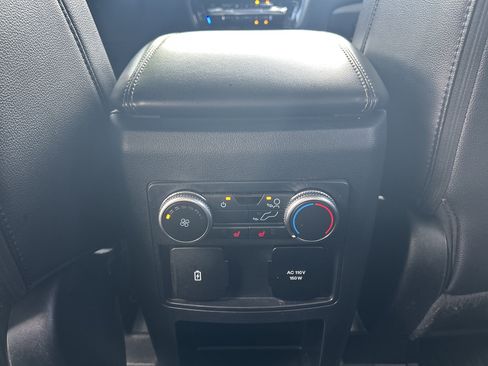 Used 2021 Ford Explorer Limited w/ Equipment Group 301A RWD image 28
