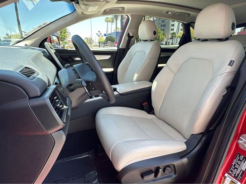 Used 2023 VinFast VF 8 Plus AWD/4WD image 8