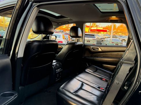 Used 2018 Nissan Pathfinder Platinum w/ Cargo Package image 46