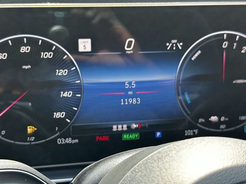 Certified 2025 Mercedes-Benz GLE 450e 4MATIC w/ Driver Assistance Package image 29