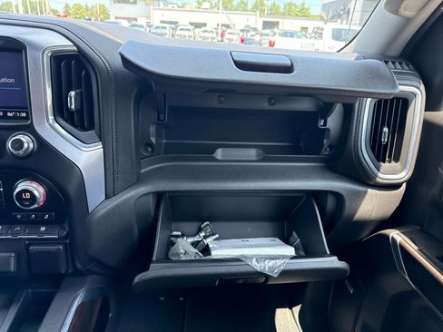 Used 2019 GMC Sierra 1500 SLT w/ SLT Premium Plus Package AWD/4WD image 20