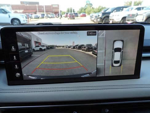 Used 2022 Genesis G70 3.3T RWD image 32
