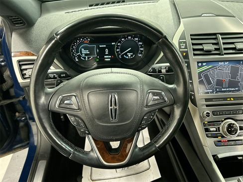 Used 2019 Lincoln MKZ Reserve image 4