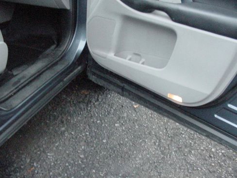 Used 2019 Toyota Highlander XLE image 49