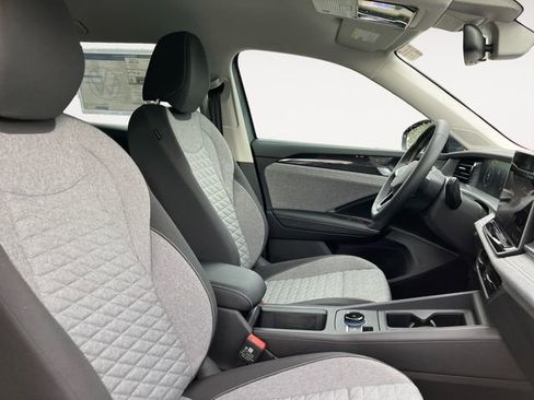 New 2025 Volkswagen Tiguan S AWD/4WD image 15
