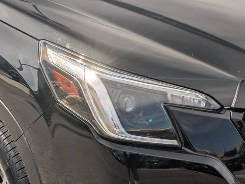 Certified 2023 Subaru Forester Premium AWD/4WD image 10