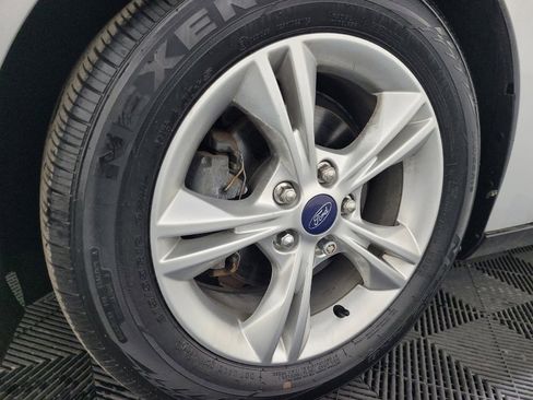 Used 2014 Ford Focus SE image 31