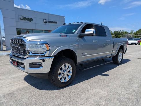 Used 2022 RAM 3500 Limited w/ Towing Technology Group AWD/4WD image 8