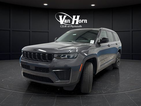 New 2026 Jeep Grand Cherokee L 4WD image 3