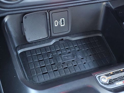 Used 2024 Ford Bronco Raptor image 17