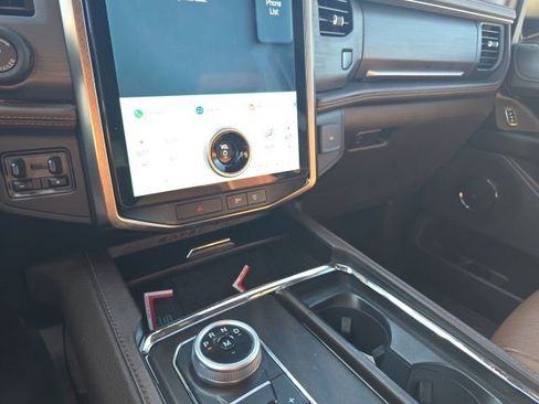 Used 2023 Ford Expedition Max King Ranch image 14