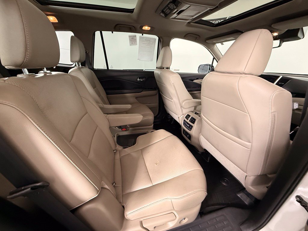 Used 2018 Honda Pilot Elite image 21