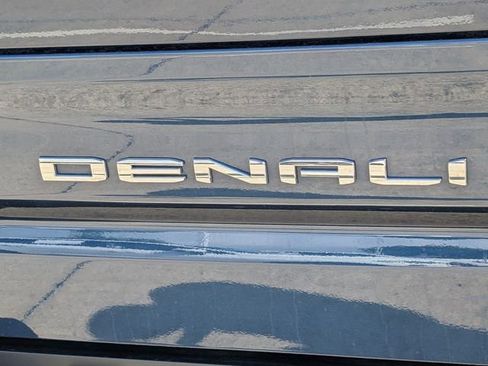 Used 2022 GMC Sierra 1500 Denali w/ Technology Package image 5