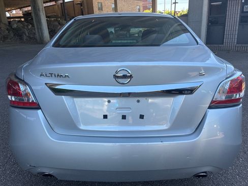 Used 2013 Nissan Altima 2.5 S FWD image 13