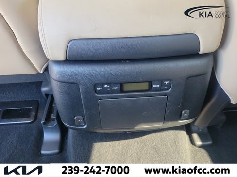 Used 2020 Nissan Armada SL w/ Premium Package RWD image 16