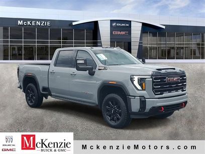 Used 2025 GMC Sierra 2500 AT4 w/ AT4 Premium Plus Package