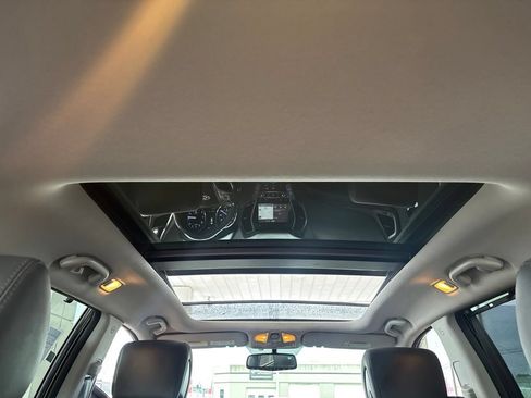 Used 2017 Hyundai Santa Fe Sport FWD image 11