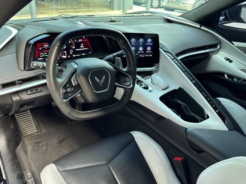 Used 2023 Chevrolet Corvette Stingray Preferred Conv w/ Z51 Performance Package image 8