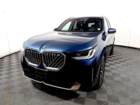 Used 2026 BMW X3 xDrive30i w/ Convenience Package AWD/4WD image 3
