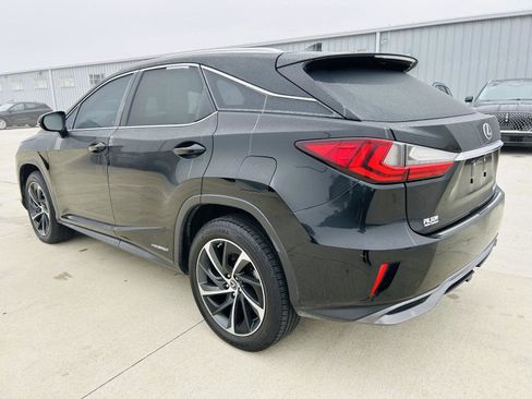 Used 2019 Lexus RX 450h AWD image 37