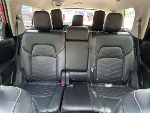 Used 2024 Nissan Pathfinder Platinum w/ Cargo Package AWD/4WD image 41