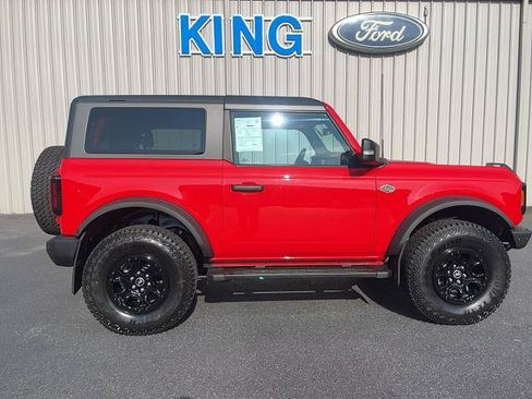 Certified 2024 Ford Bronco Wildtrak AWD/4WD image 5