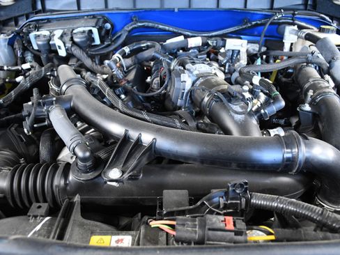 Used 2023 Ford Bronco Wildtrak image 36