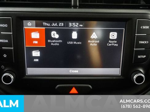 Used 2025 Kia Soul LX w/ LX Technology Package FWD image 28
