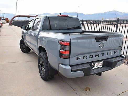 New 2026 Nissan Frontier SV w/ SV Convenience Package image 4