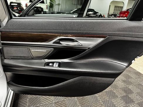 Used 2020 BMW 740i 740i image 51