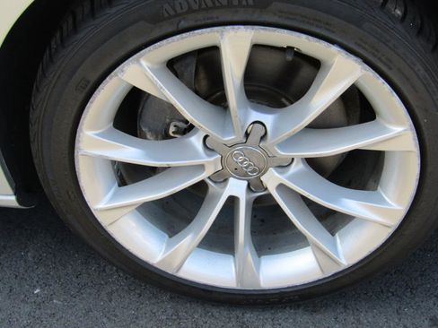 Used 2013 Audi A5 2.0T Premium image 32