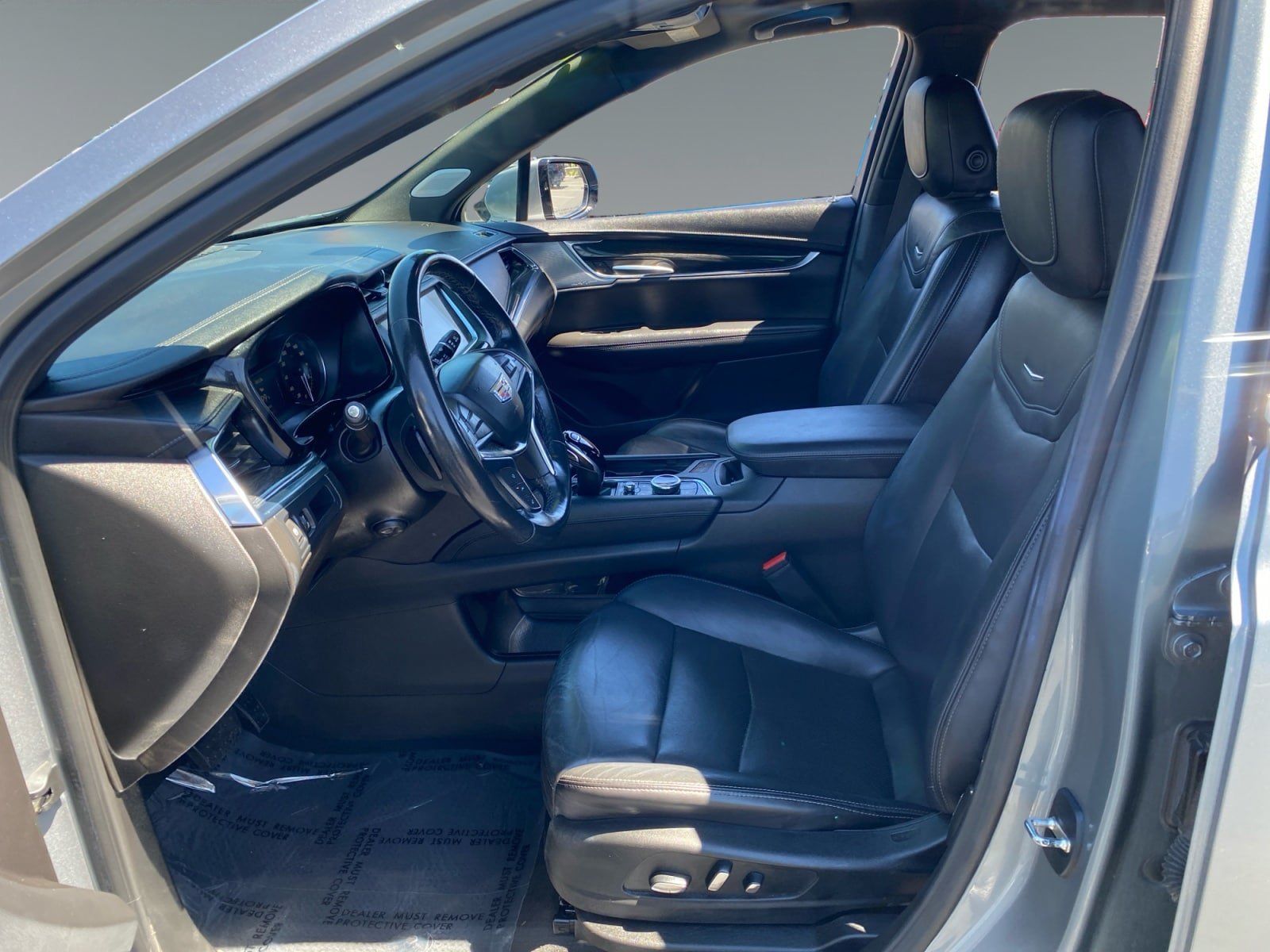 Used 2023 Cadillac XT5 Premium Luxury FWD image 9