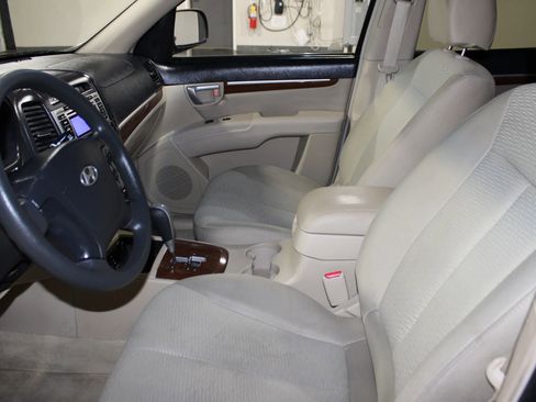 Used 2009 Hyundai Santa Fe GLS FWD image 19