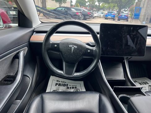 Used 2018 Tesla Model 3 Mid Range RWD image 37