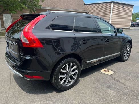 Used 2017 Volvo XC60 T6 Dynamic w/ Preferred Option Package AWD/4WD image 6