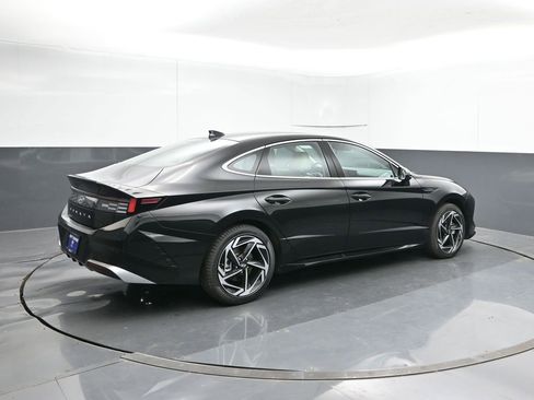 New 2026 Hyundai Sonata SEL FWD image 5