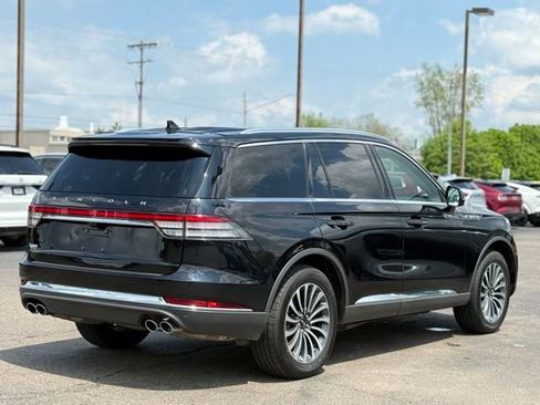 Used 2022 Lincoln Aviator AWD w/ Premium Package image 41