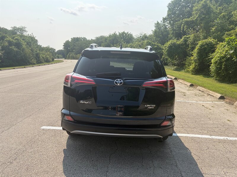 Used 2017 Toyota RAV4 Limited w/ Carpet Mat Package AWD/4WD image 4