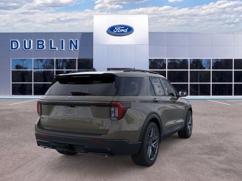New 2026 Ford Explorer ST-Line w/ ST-Line Street Pack AWD/4WD image 37