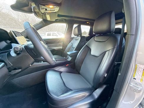 Used 2025 Jeep Compass Latitude w/ Sun & Sound Group image 23