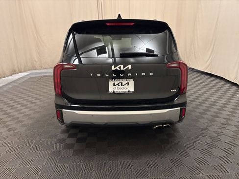 Certified 2023 Kia Telluride S w/ S Sunroof Package image 6