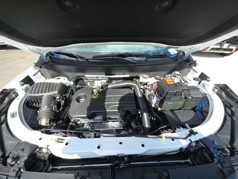 New 2026 Chevrolet Equinox LT w/ Convenience Package II image 30