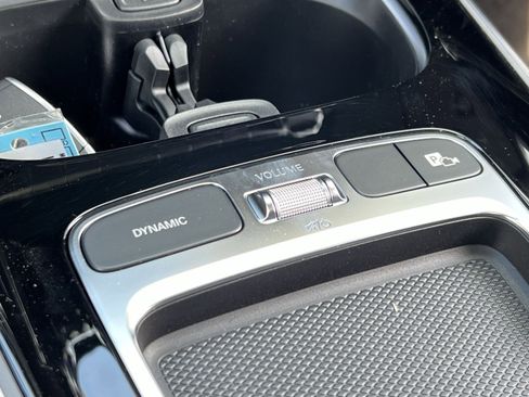 New 2026 Mercedes-Benz GLB 250 4MATIC image 38