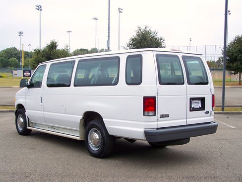 Used 1999 Ford E-350 and Econoline 350 XL image 4
